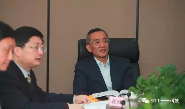3-無錫產業(yè)集團蔣國雄主席發(fā)表講話.webp.jpg